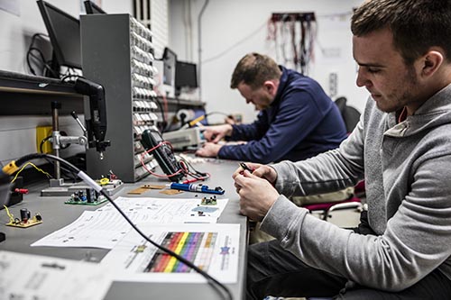 Dun Laoghaire Further Education Institute - Engineering Technology with Electronics Level 5 QQI Award - 1