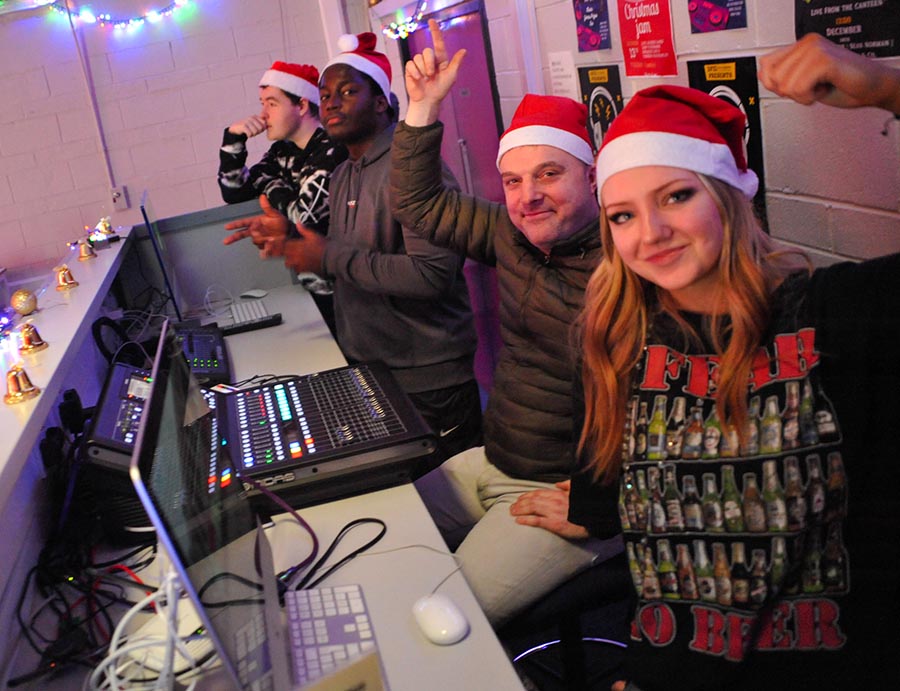 Dun Laoghaire Further Education Institute - Sound Production with DJ Skills - 1